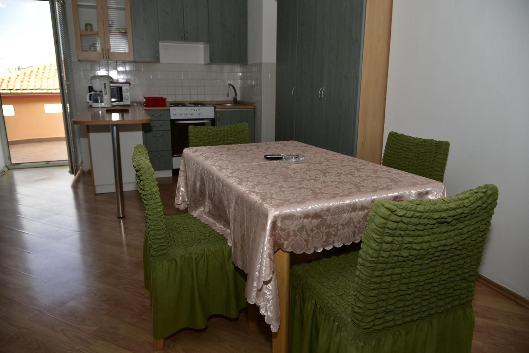 Apartments Ivka Malinska Ngoại thất bức ảnh